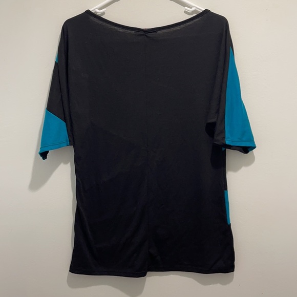 Heart2heart fashion top - Picture 2 of 3